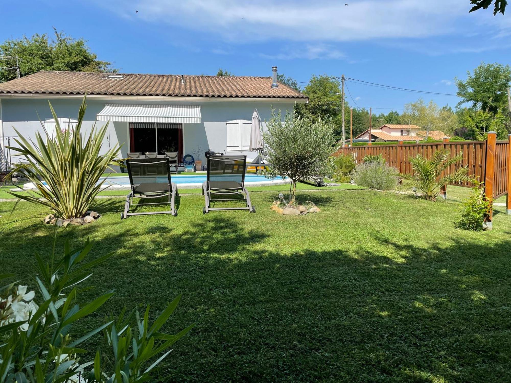 Bed and Breakfast Cocooning Chez Sabine Lavilledieu  Екстер'єр фото